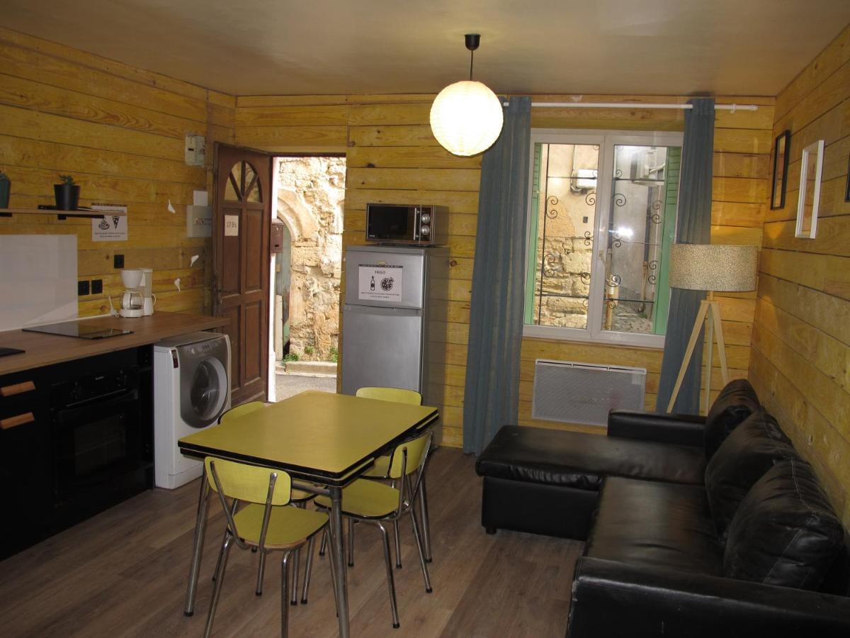 Appartement T1 Bis Cosy Avec Patio 17 Bis Tourbes Eksteriør billede